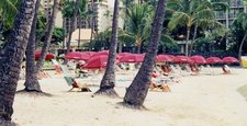 Beach Unbrellas/chairs on DukeKahanamoku Beach